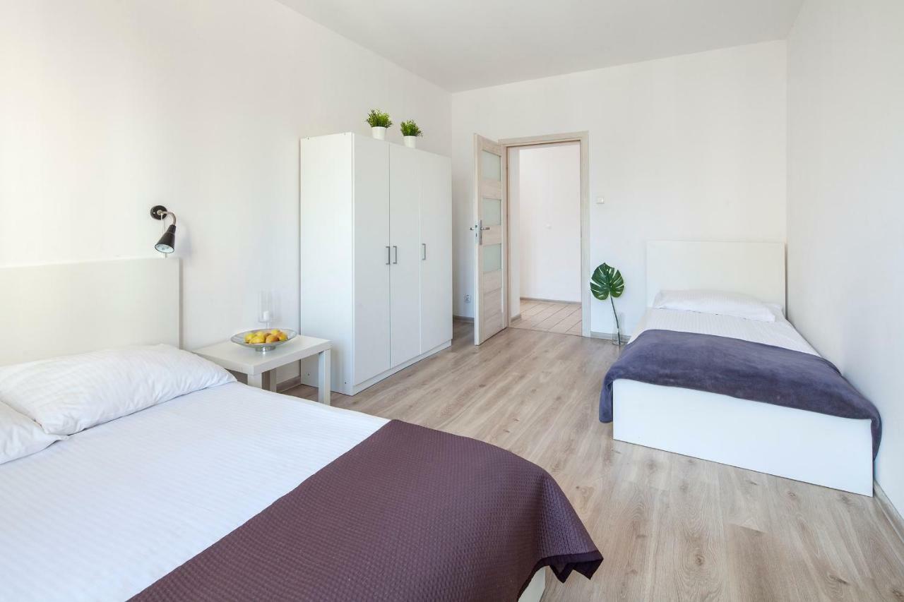 Sleepy3City Apartments 10 Lutego 23 Гдыня Экстерьер фото